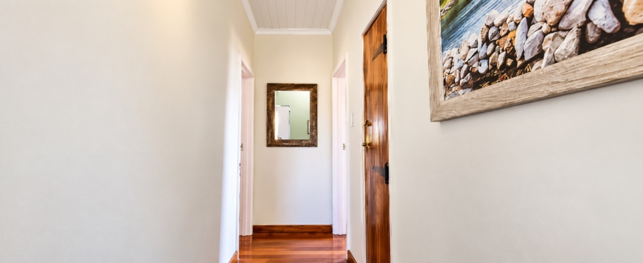 6 Bedroom Property for Sale in Franskraal Western Cape